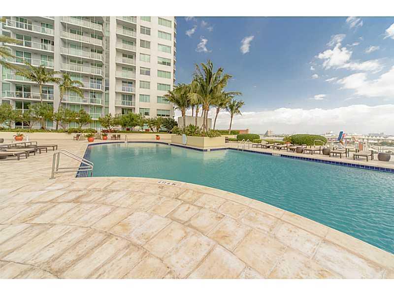 253 NE 2nd #2710, Miami FL 33132