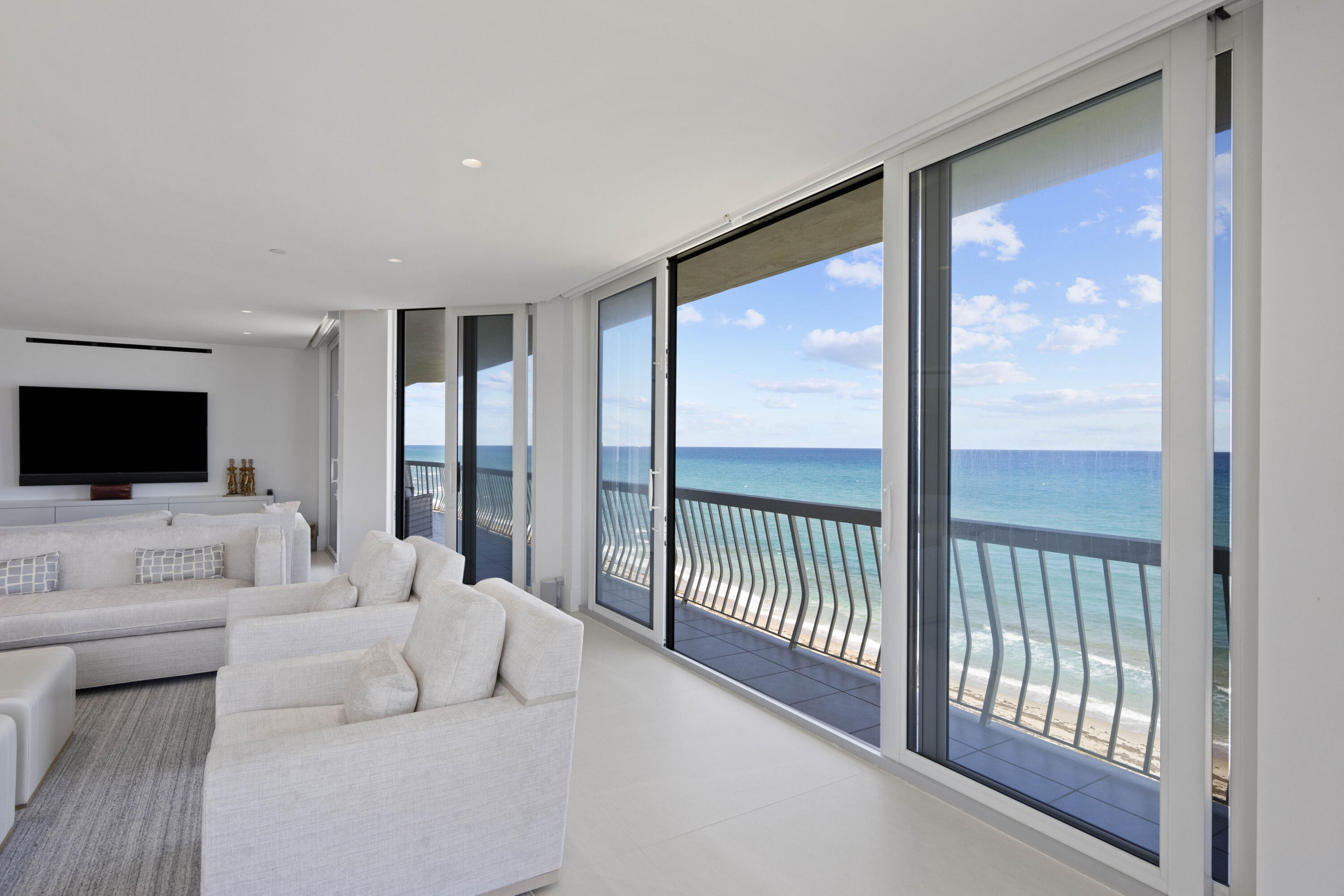 2100 S Ocean #408n & Cabana 9n, Palm Beach FL 33480