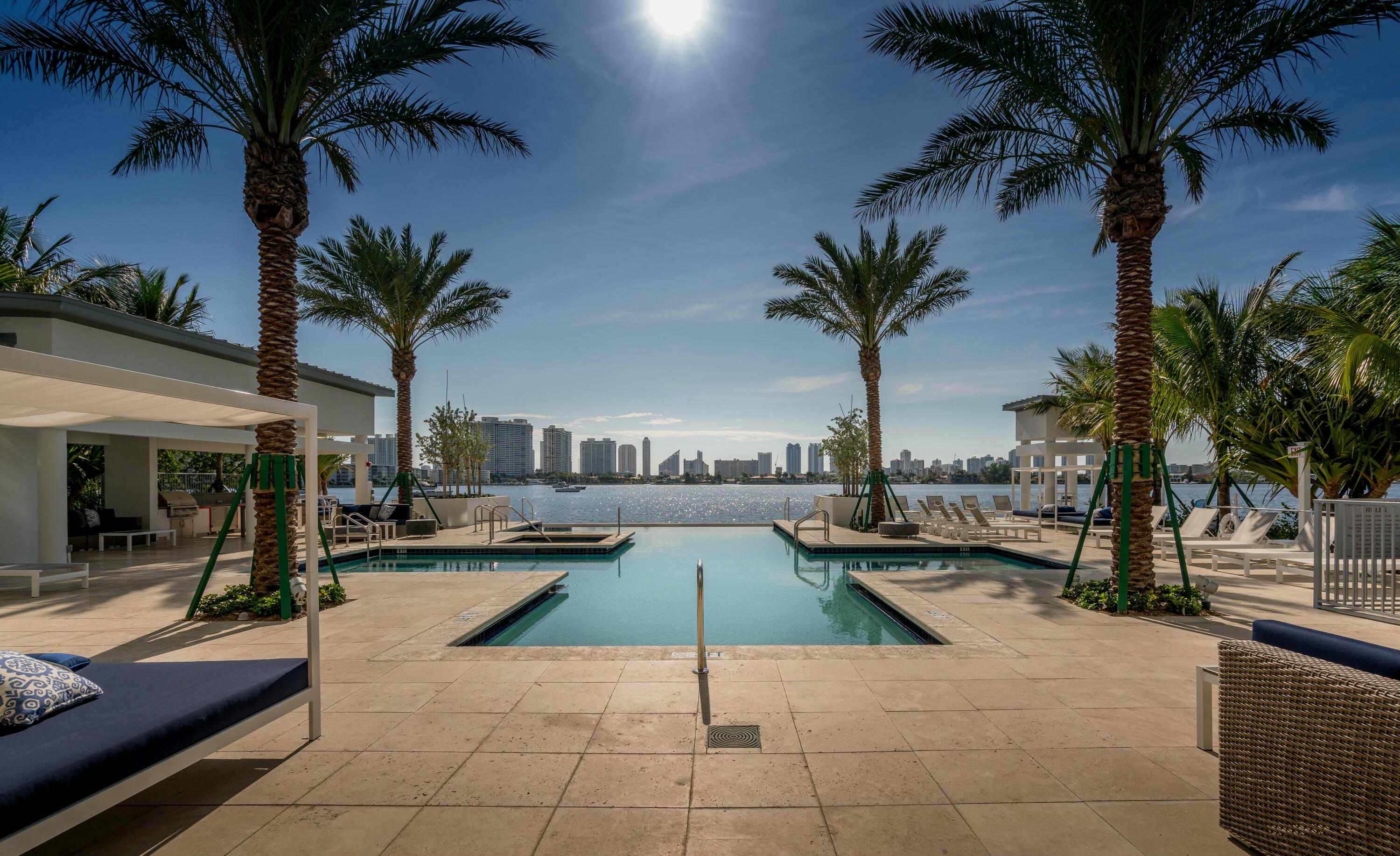 17301 Biscayne #707, North Miami Beach FL 33160
