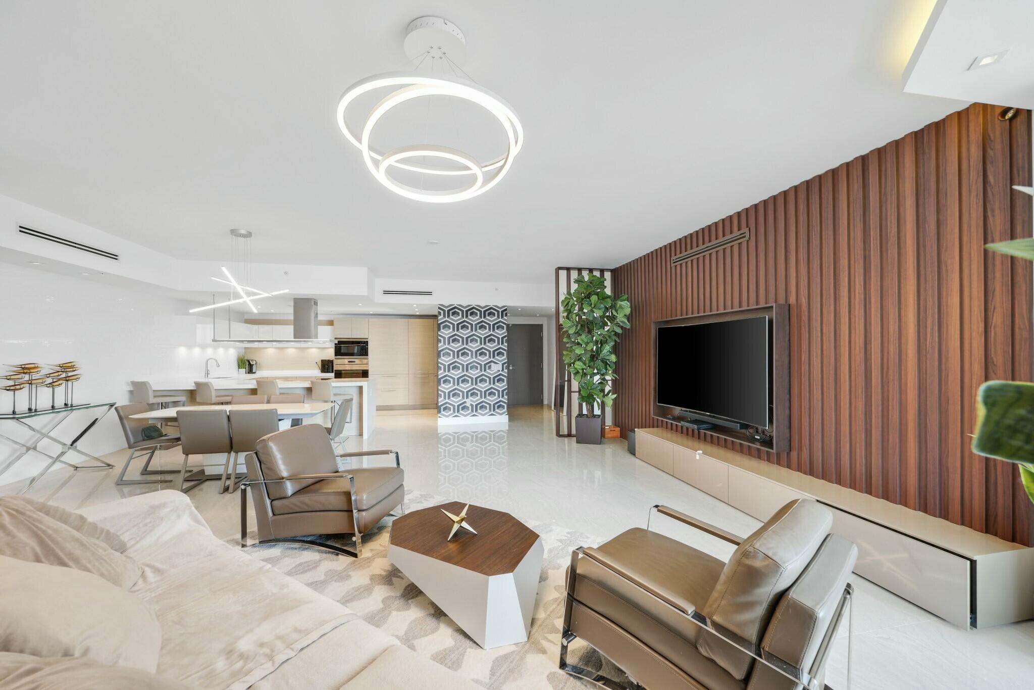 17301 Biscayne #707, North Miami Beach FL 33160