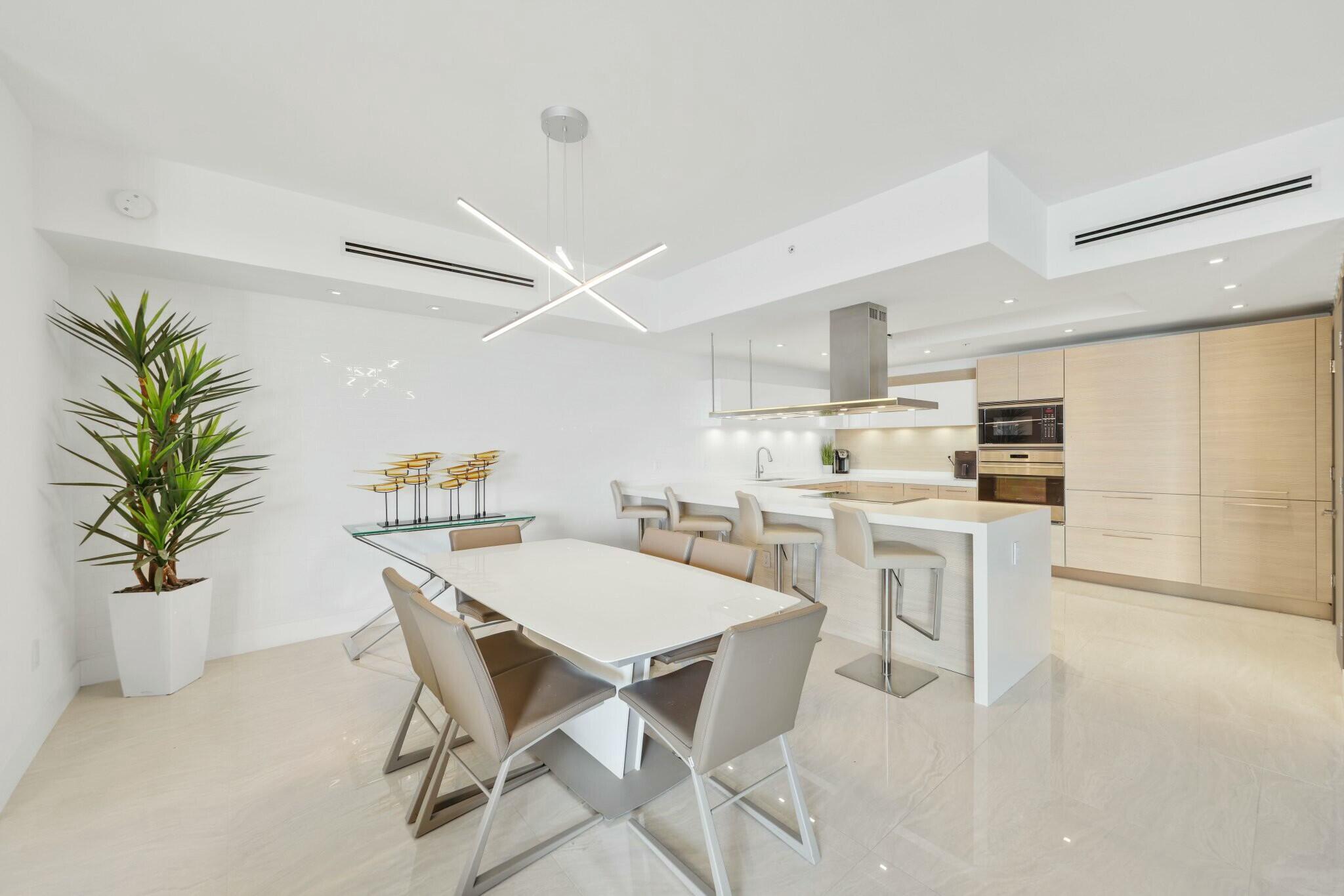 17301 Biscayne #707, North Miami Beach FL 33160