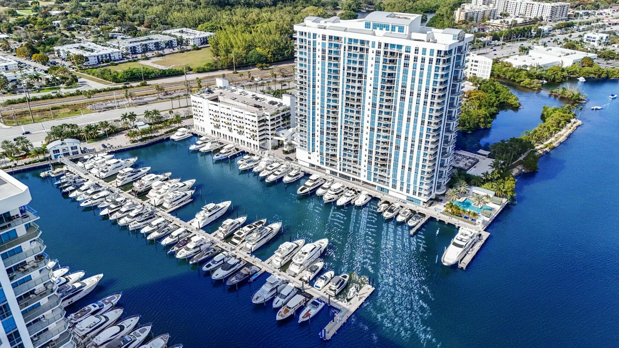 17301 Biscayne #707, North Miami Beach FL 33160