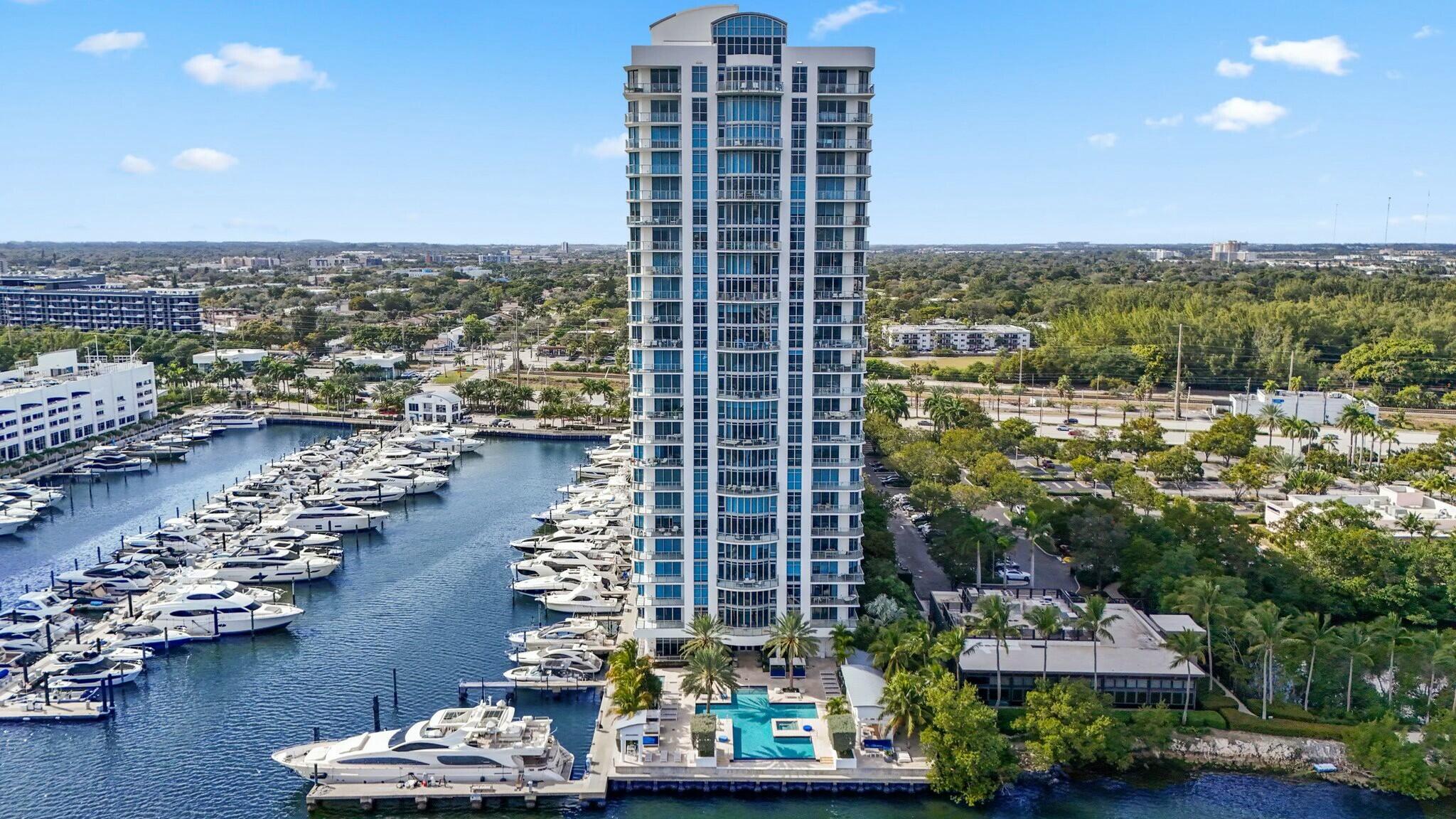 17301 Biscayne #707, North Miami Beach FL 33160