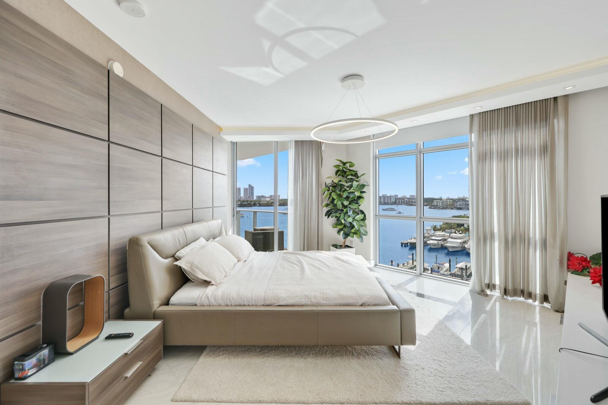 17301 Biscayne #707, North Miami Beach FL 33160