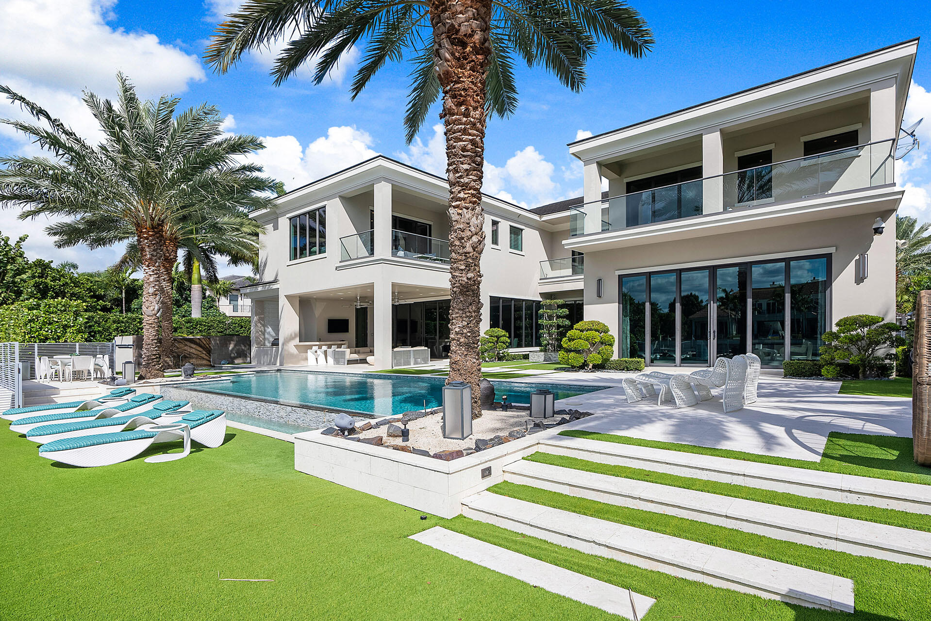 290 S Maya Palm, Boca Raton FL 33432