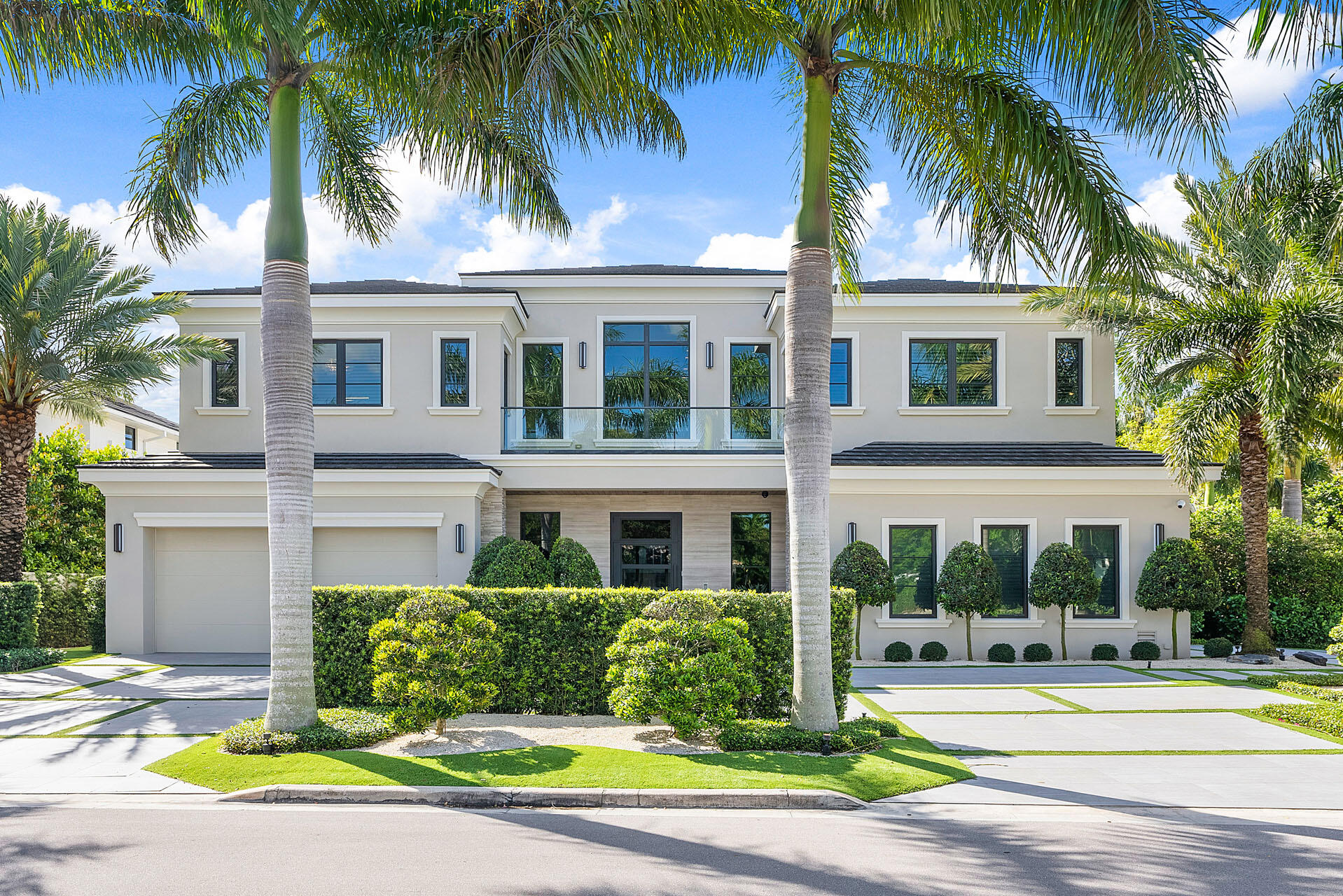 290 S Maya Palm, Boca Raton FL 33432