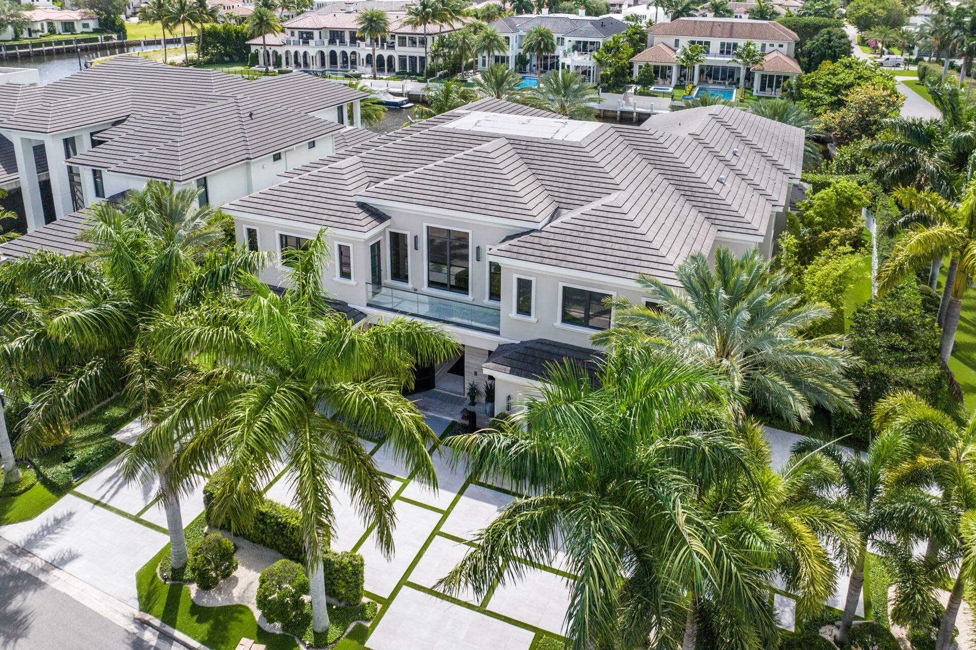 290 S Maya Palm, Boca Raton FL 33432