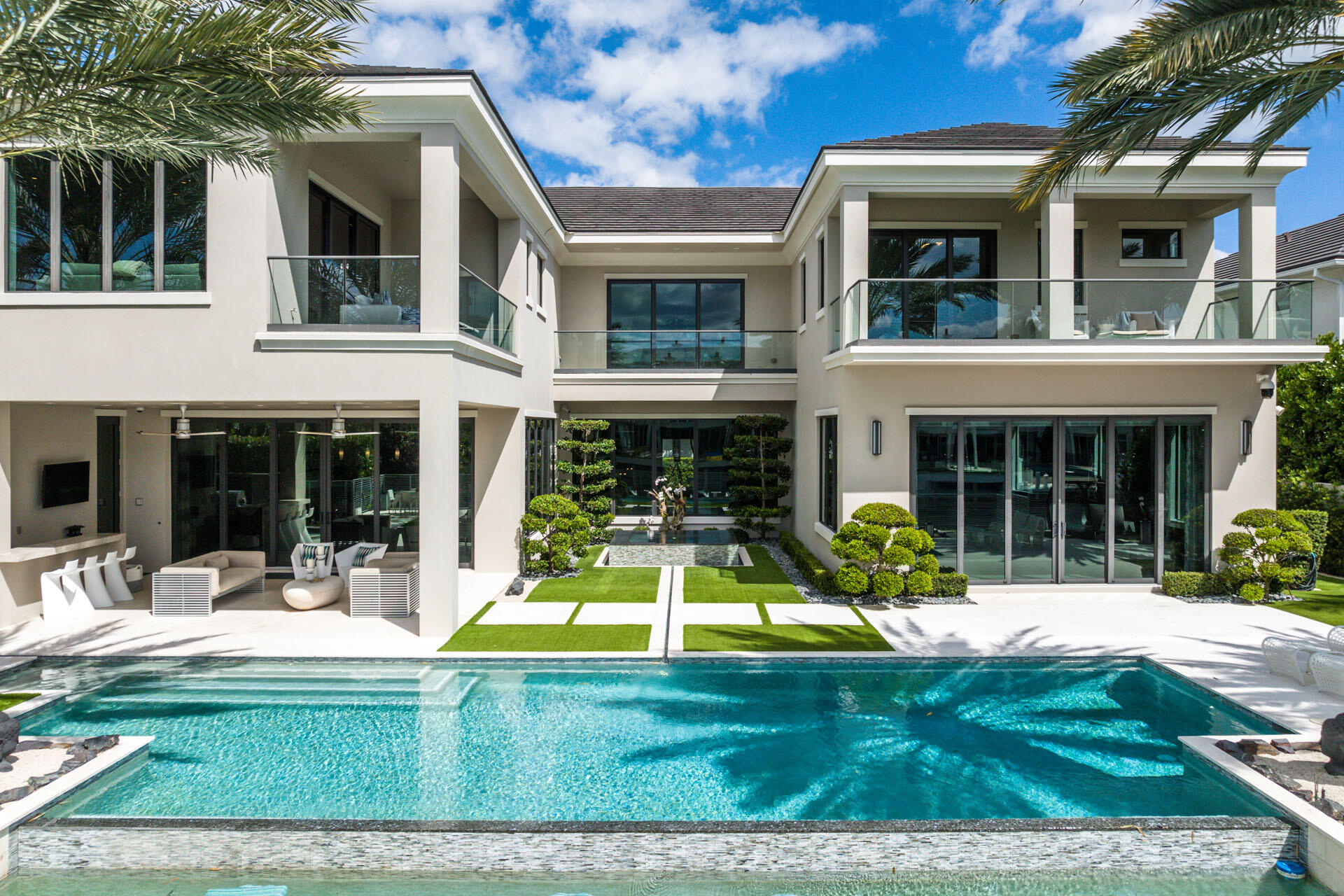 290 S Maya Palm, Boca Raton FL 33432