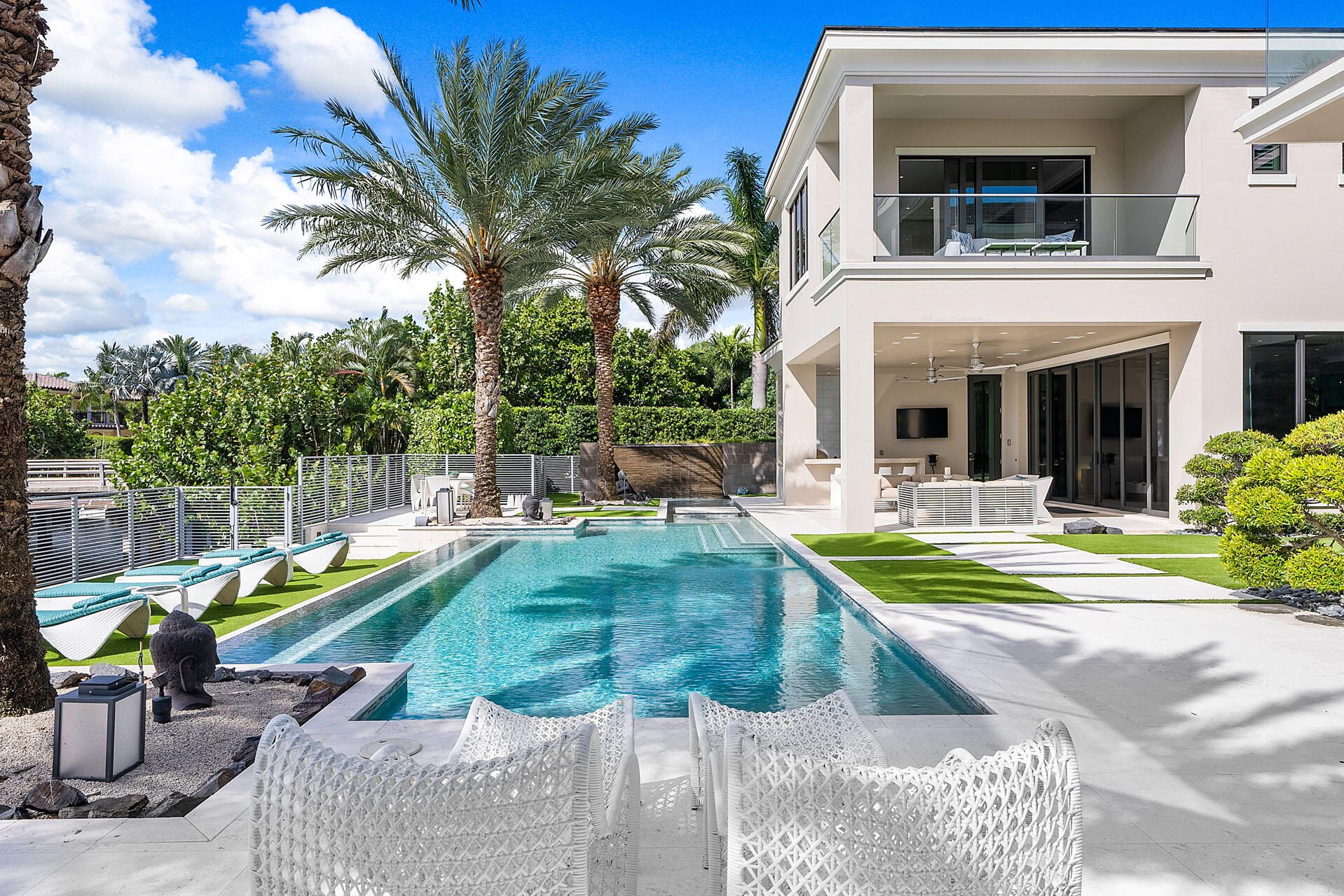 290 S Maya Palm, Boca Raton FL 33432