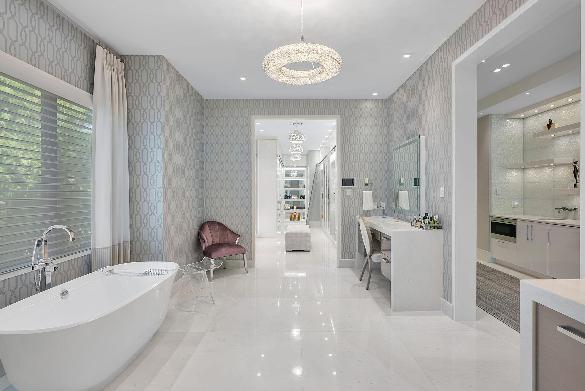 290 S Maya Palm, Boca Raton FL 33432