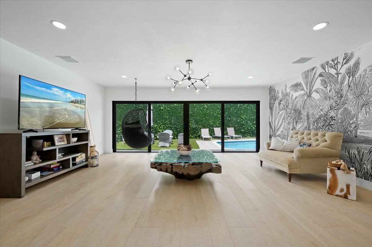 27 Ocean, Jupiter FL 33469