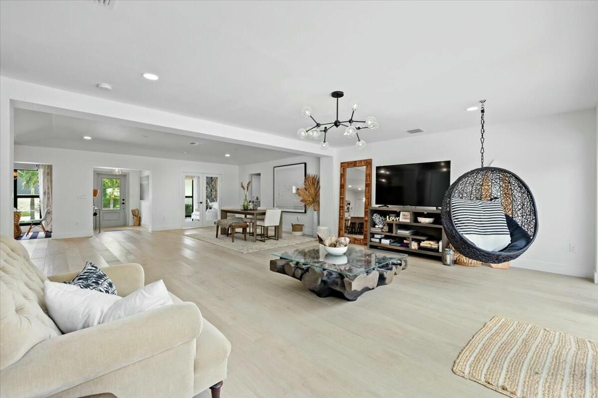 27 Ocean, Jupiter FL 33469