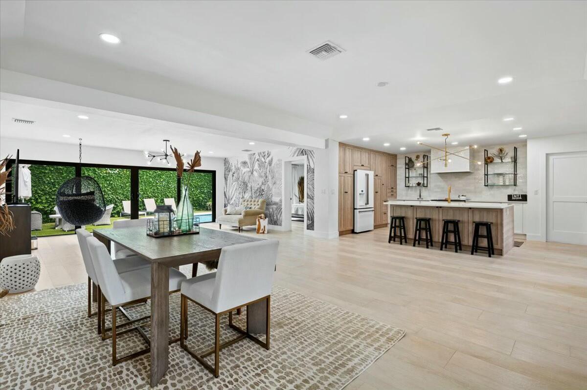 27 Ocean, Jupiter FL 33469