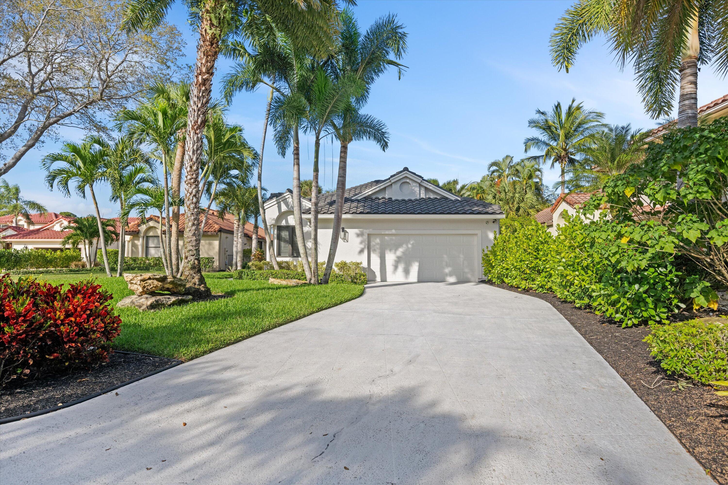 9445 E Fairway, West Palm Beach FL 33411