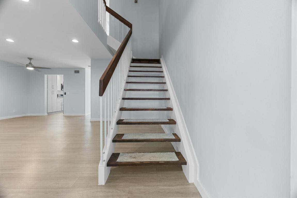 210 Ocean Dunes, Jupiter FL 33477