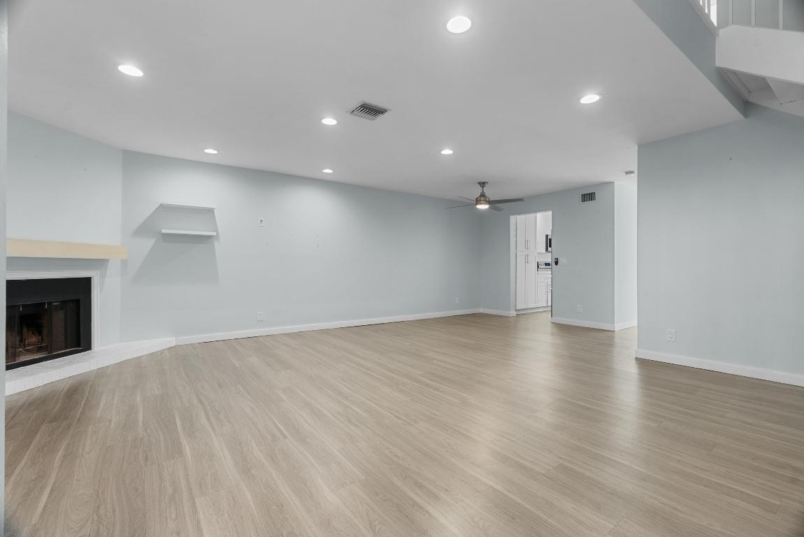 210 Ocean Dunes, Jupiter FL 33477