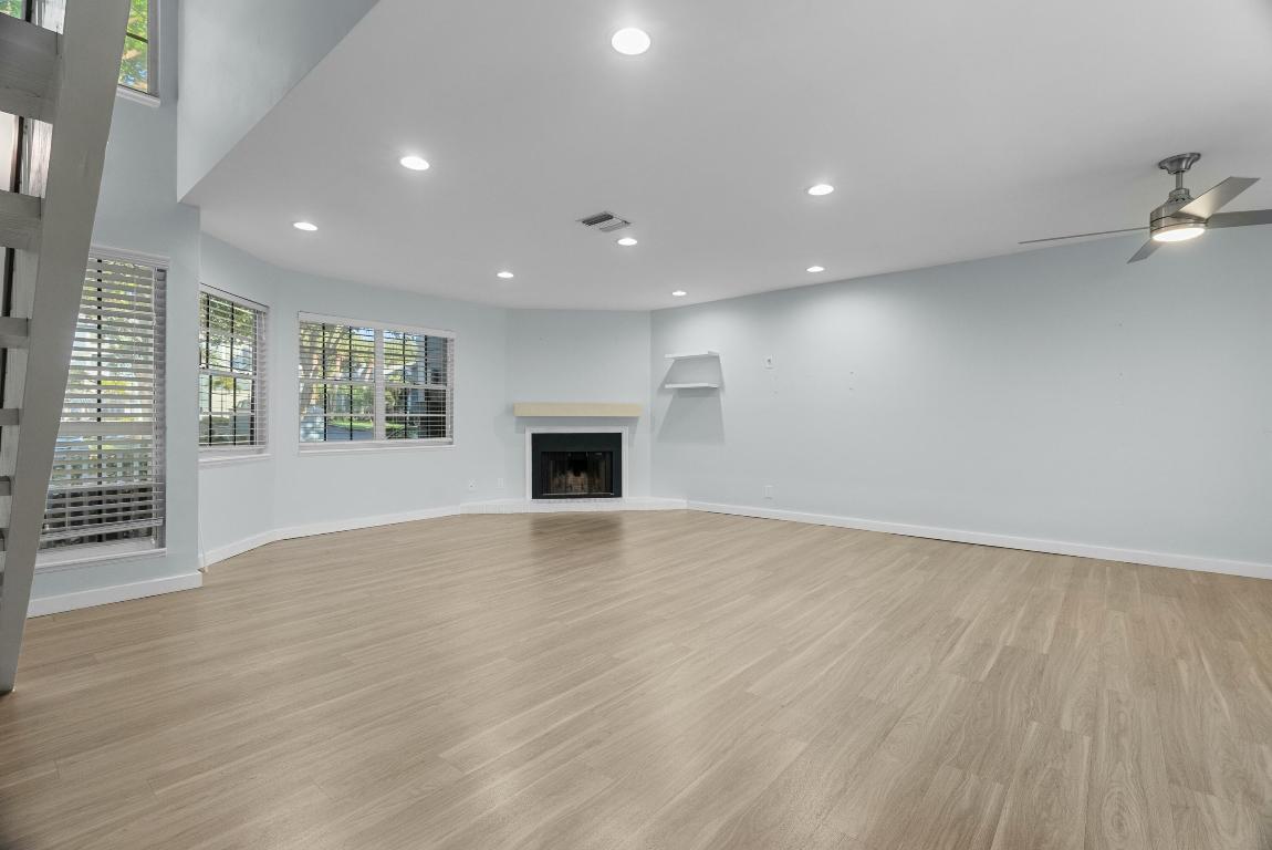 210 Ocean Dunes, Jupiter FL 33477