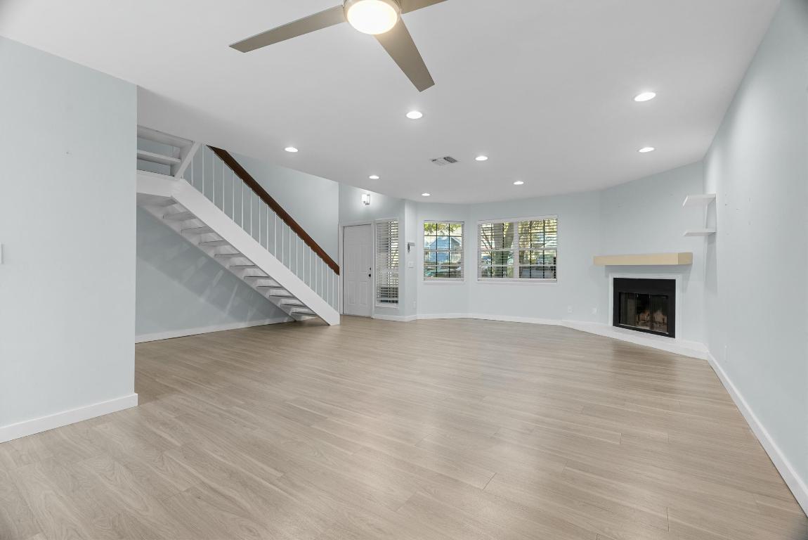 210 Ocean Dunes, Jupiter FL 33477
