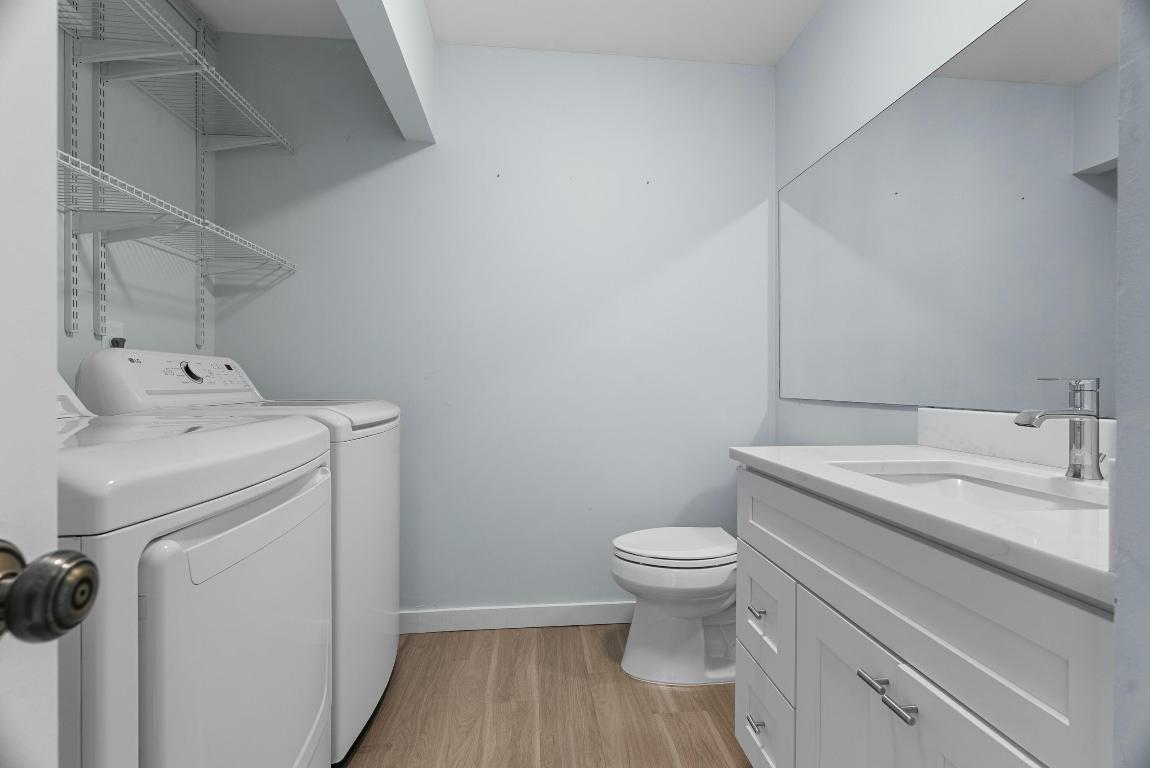 210 Ocean Dunes, Jupiter FL 33477