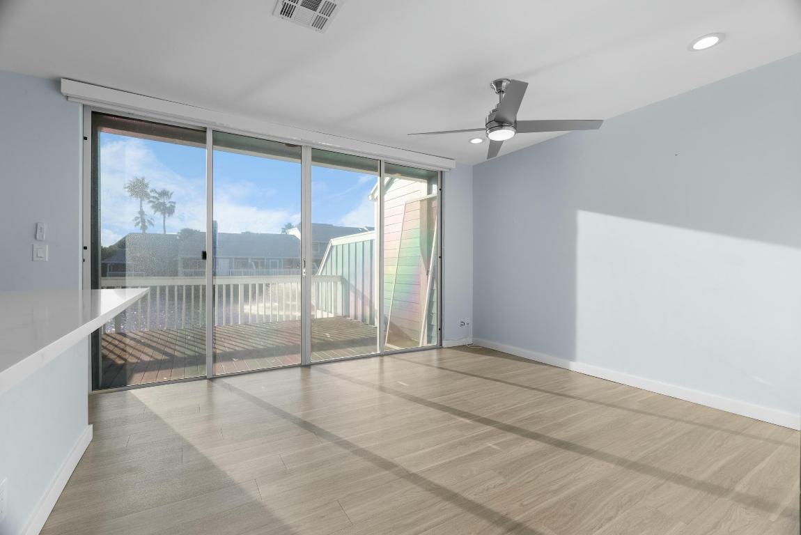 210 Ocean Dunes, Jupiter FL 33477