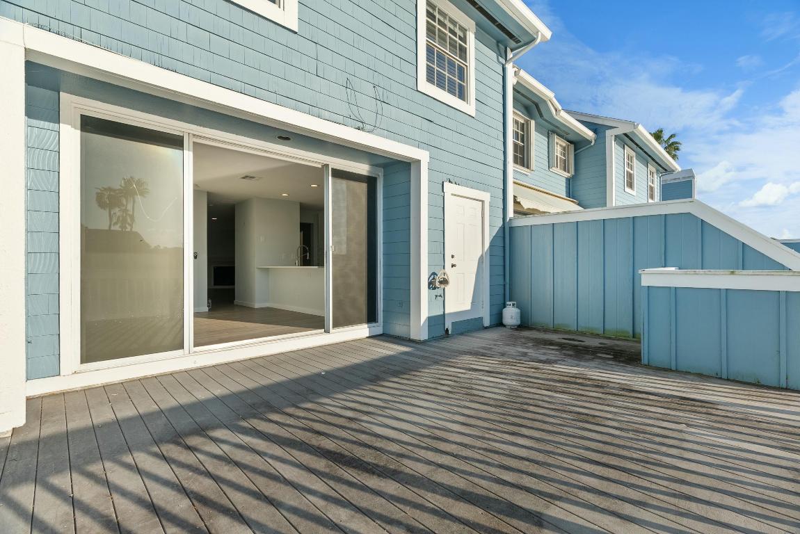 210 Ocean Dunes, Jupiter FL 33477