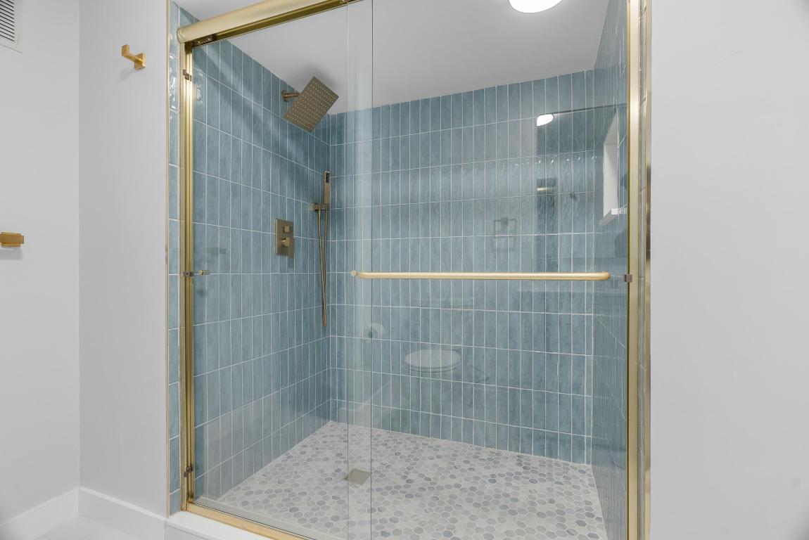 210 Ocean Dunes, Jupiter FL 33477