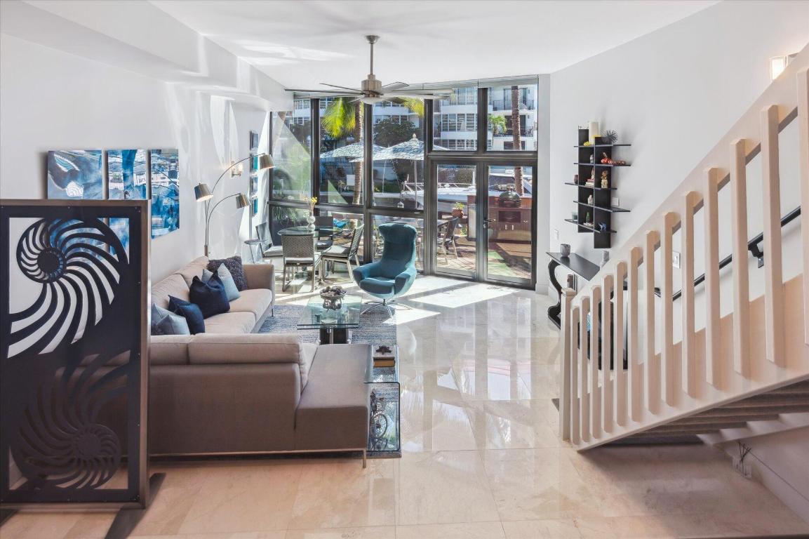 3020 NE 49th #2, Fort Lauderdale FL 33308