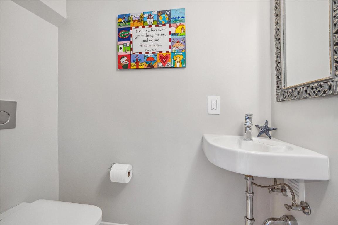 3020 NE 49th #2, Fort Lauderdale FL 33308
