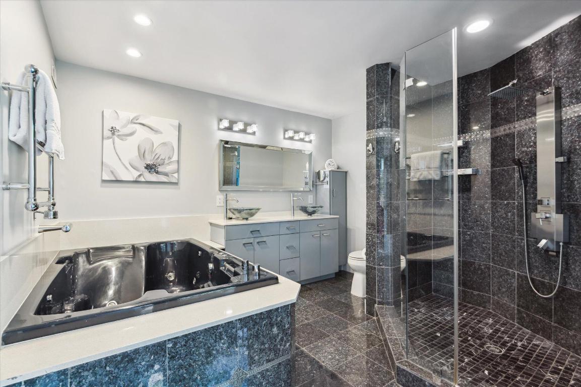 3020 NE 49th #2, Fort Lauderdale FL 33308