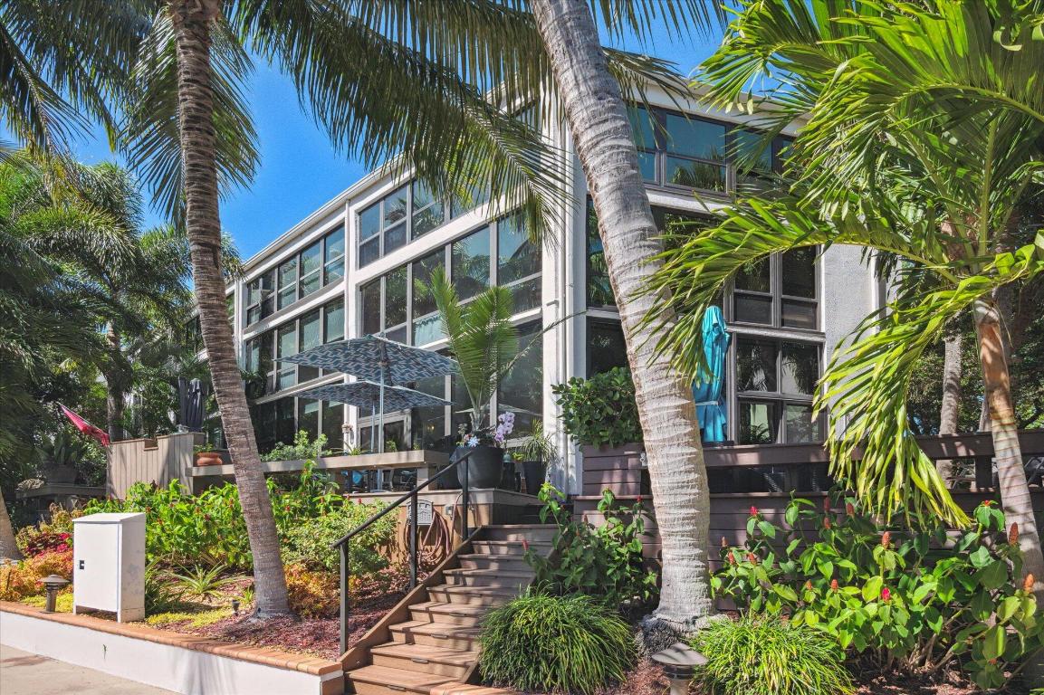 3020 NE 49th #2, Fort Lauderdale FL 33308
