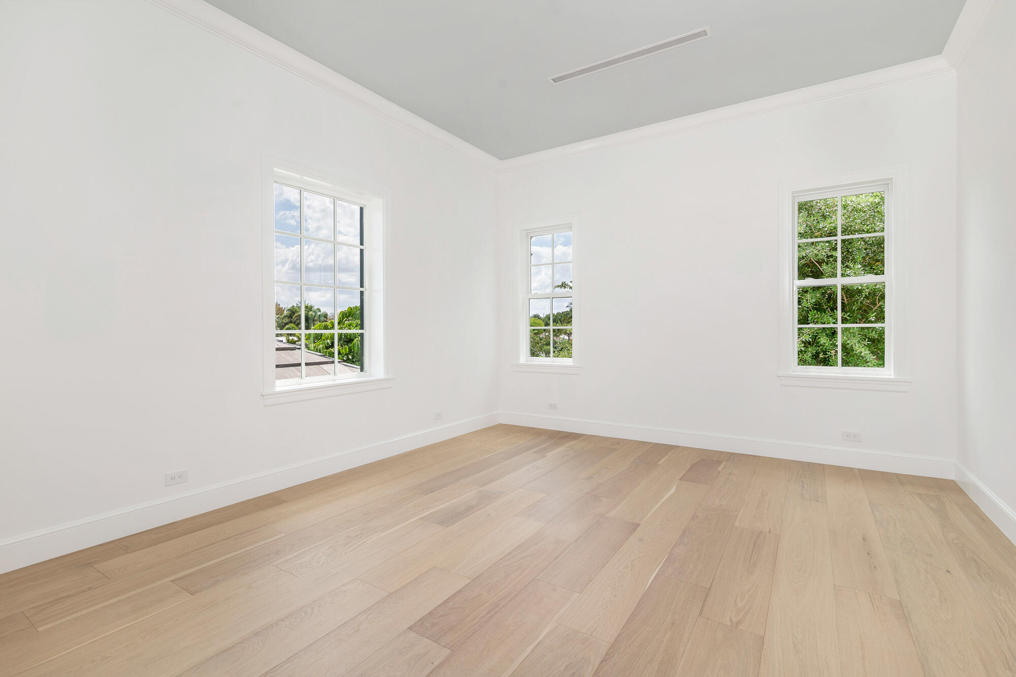 205 Gray, West Palm Beach FL 33405
