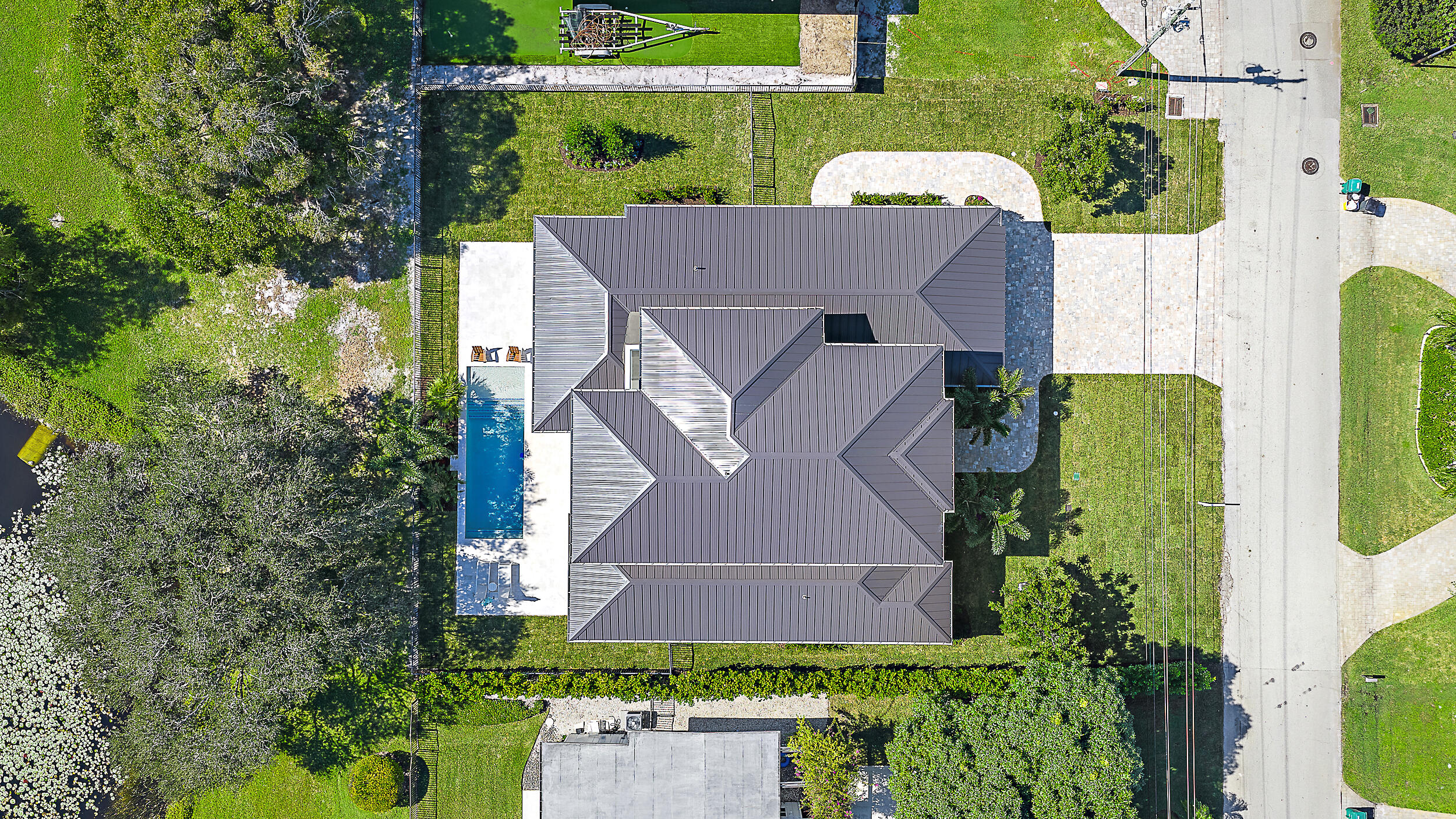 325 Fairway, Tequesta FL 33469