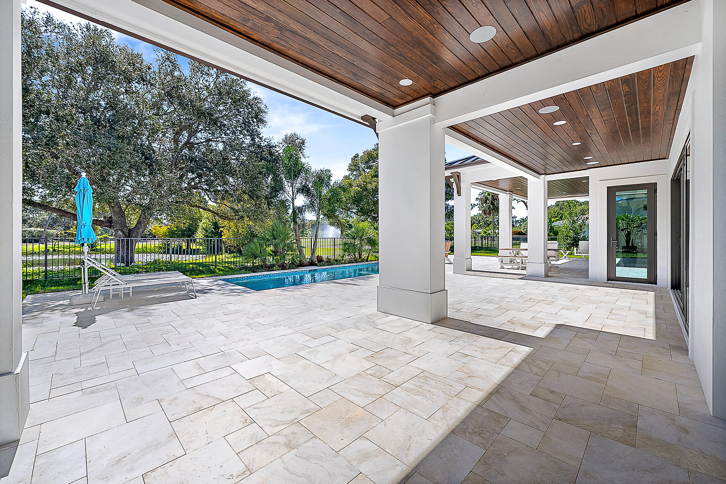 325 Fairway, Tequesta FL 33469