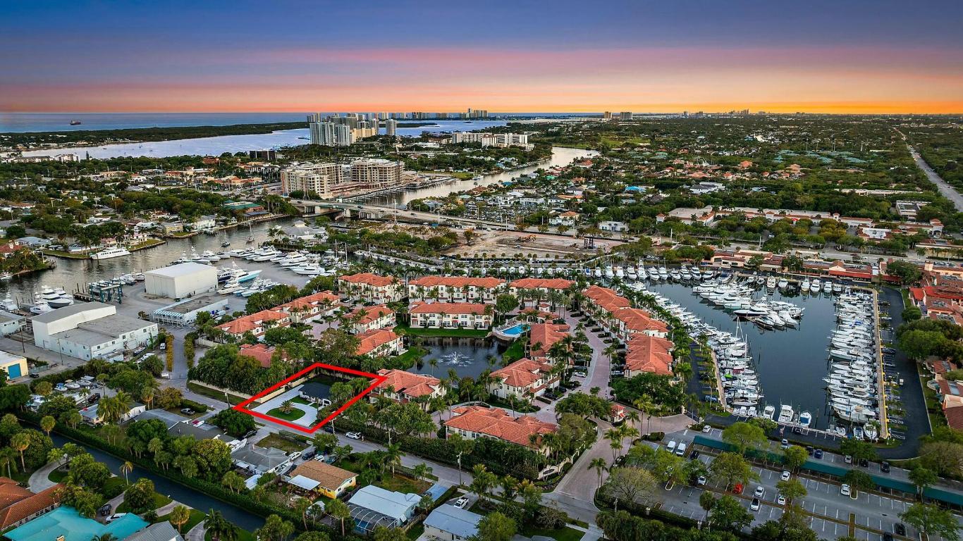 2312 Idlewild, Palm Beach Gardens FL 33410
