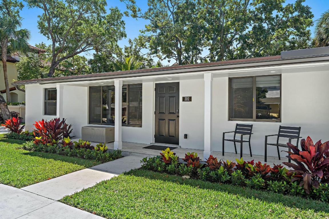 2312 Idlewild, Palm Beach Gardens FL 33410