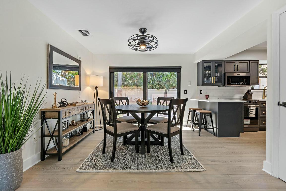 2312 Idlewild, Palm Beach Gardens FL 33410