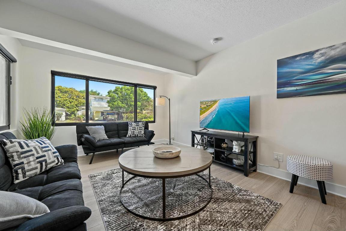 2312 Idlewild, Palm Beach Gardens FL 33410