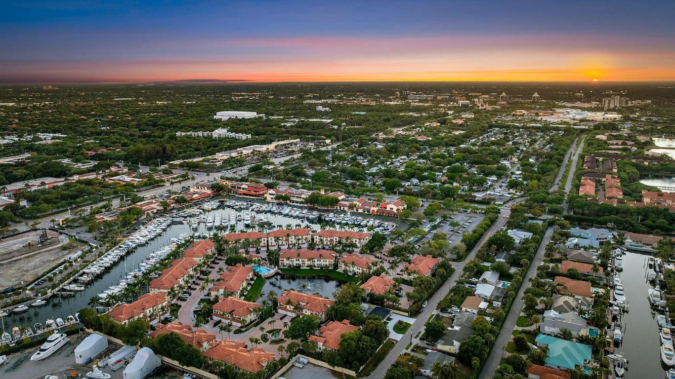 2312 Idlewild, Palm Beach Gardens FL 33410