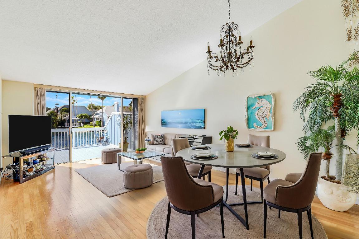 213 Ocean Dunes, Jupiter FL 33477