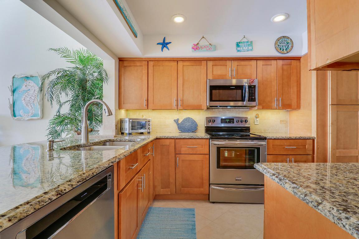 213 Ocean Dunes, Jupiter FL 33477