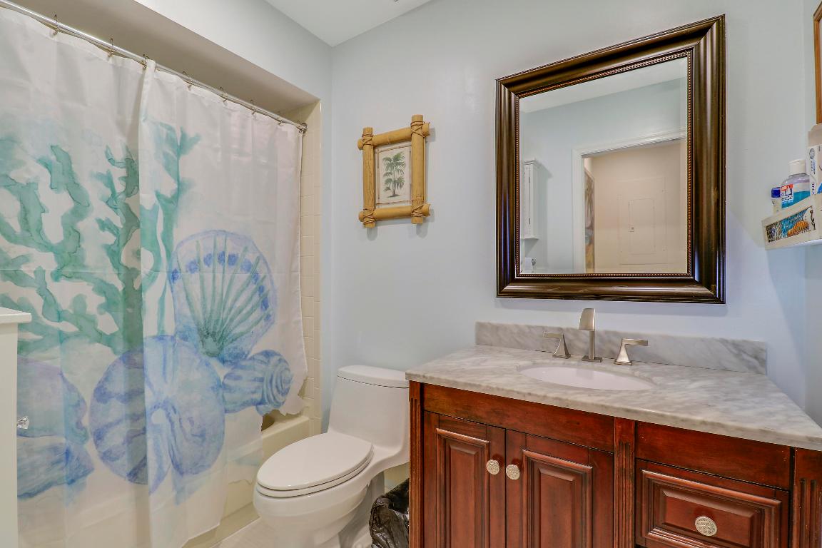 213 Ocean Dunes, Jupiter FL 33477