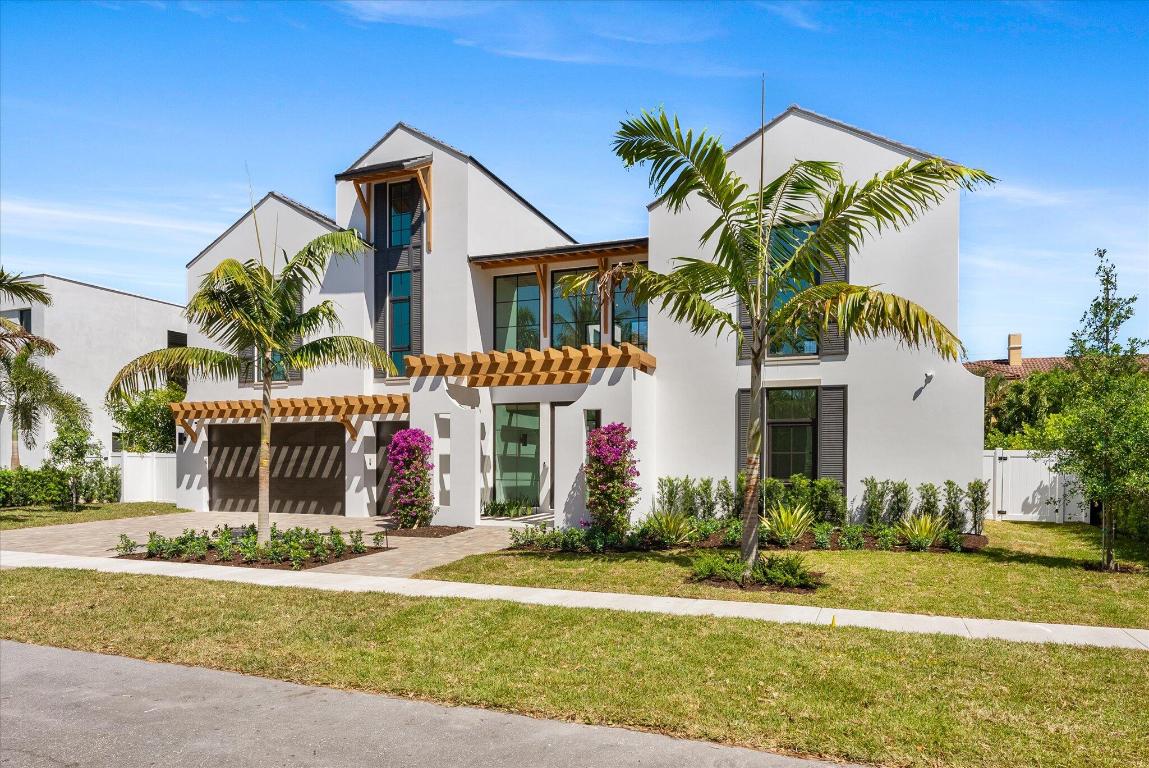 880 NE 3rd, Boca Raton FL 33432