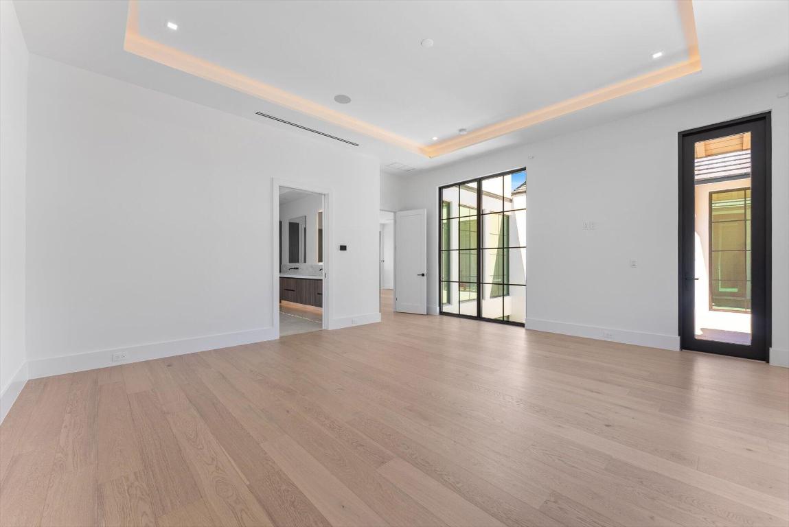 880 NE 3rd, Boca Raton FL 33432