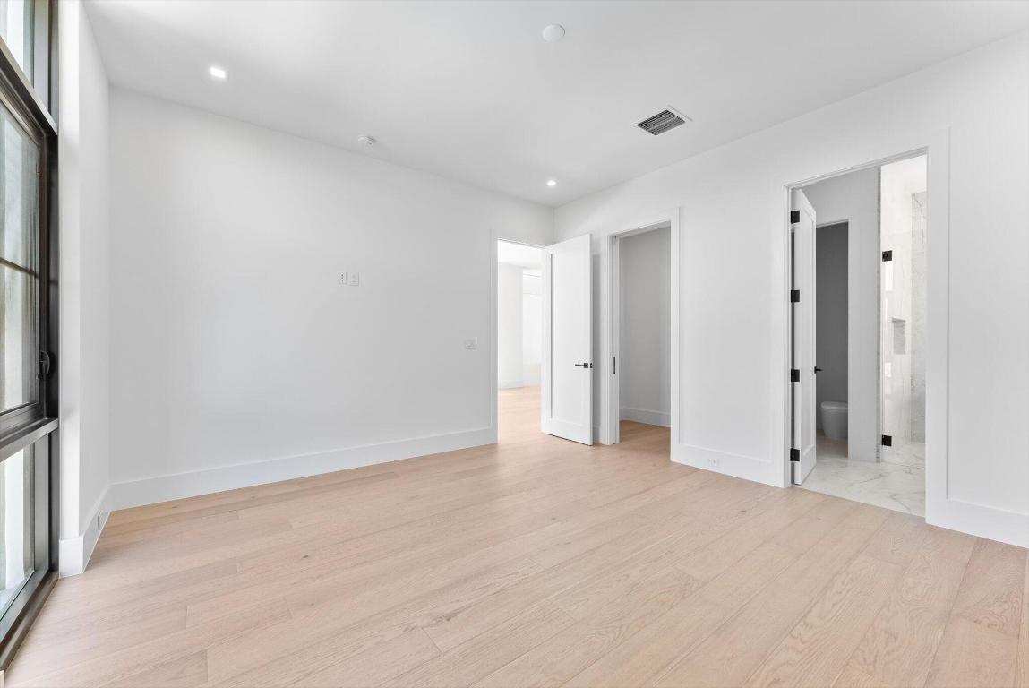 880 NE 3rd, Boca Raton FL 33432