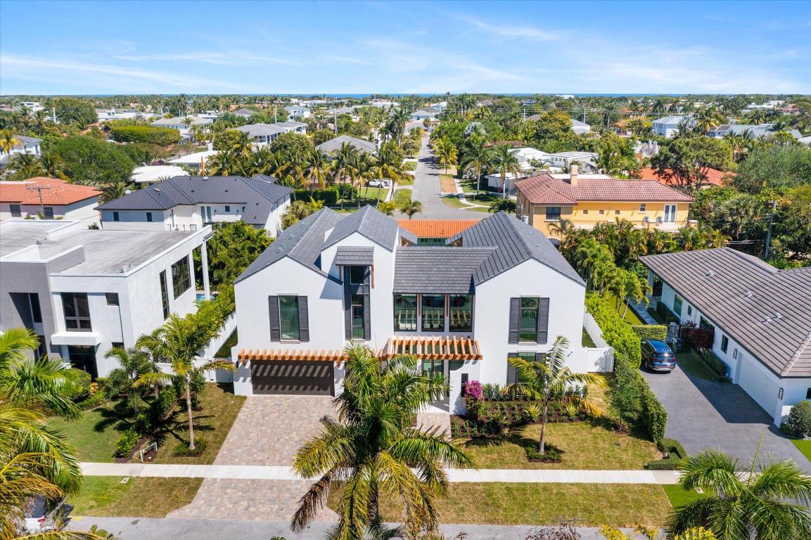 880 NE 3rd, Boca Raton FL 33432