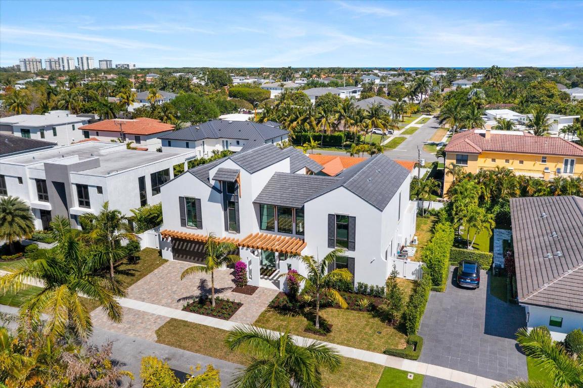 880 NE 3rd, Boca Raton FL 33432