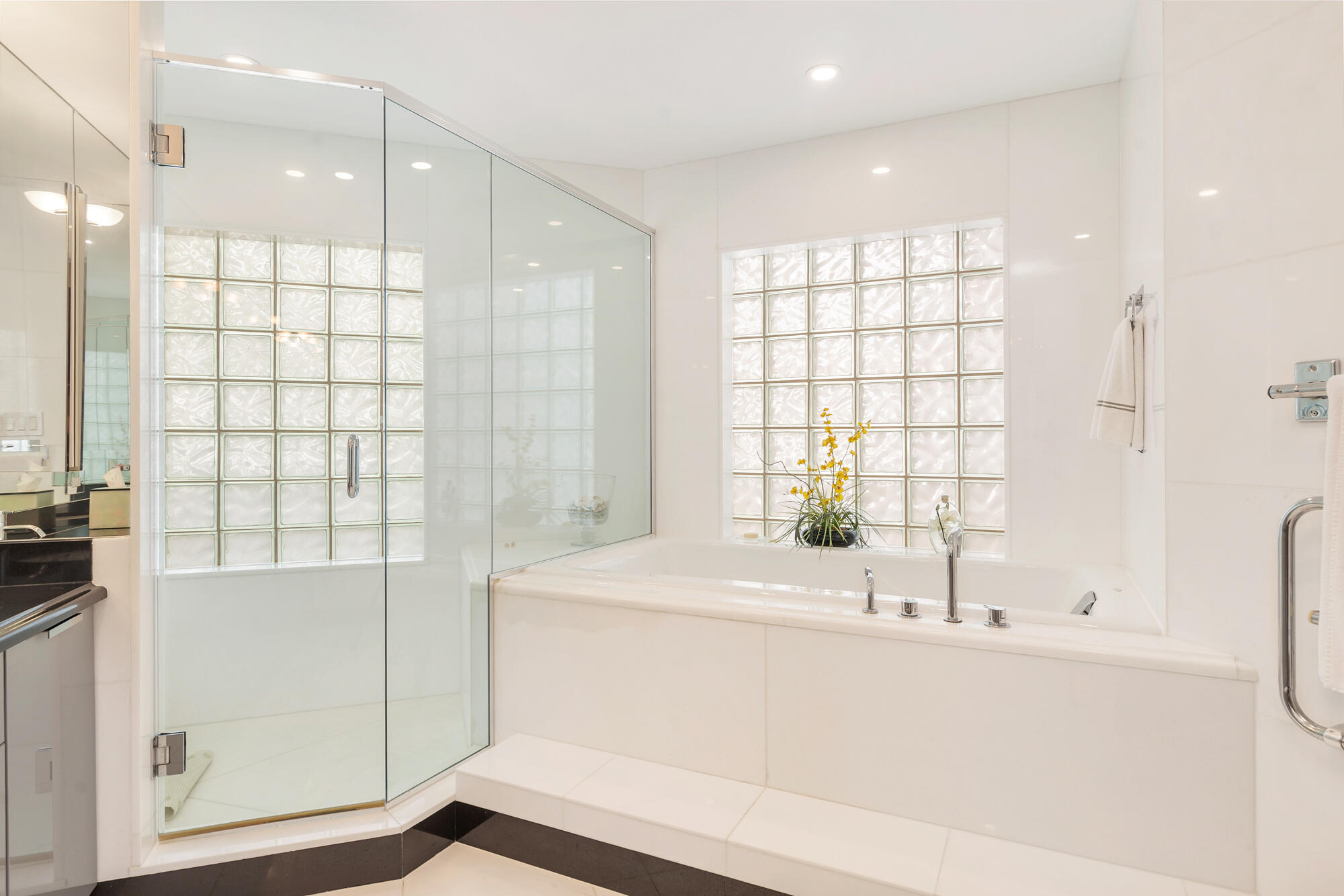 2000 S Ocean #308n, Palm Beach FL 33480