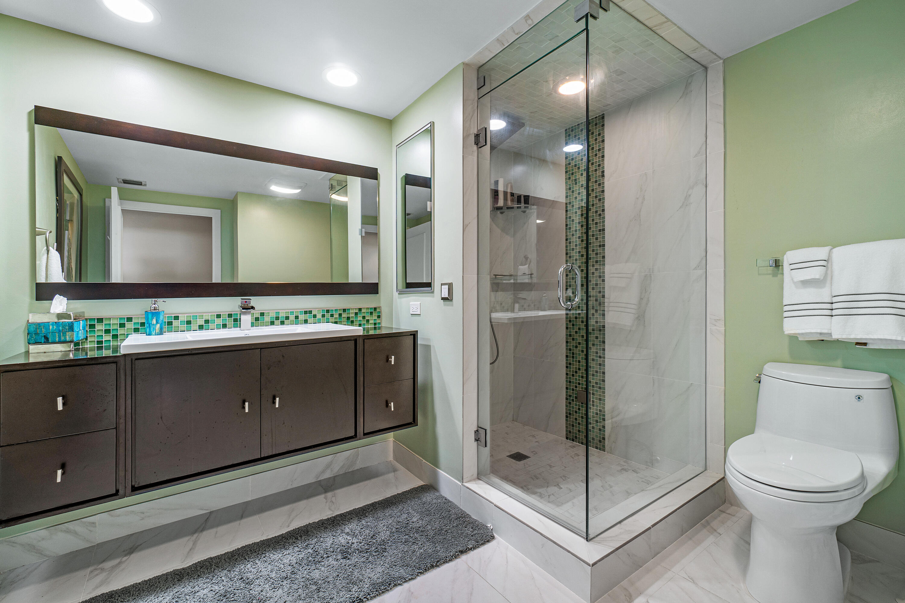 2000 S Ocean #208n, Palm Beach FL 33480