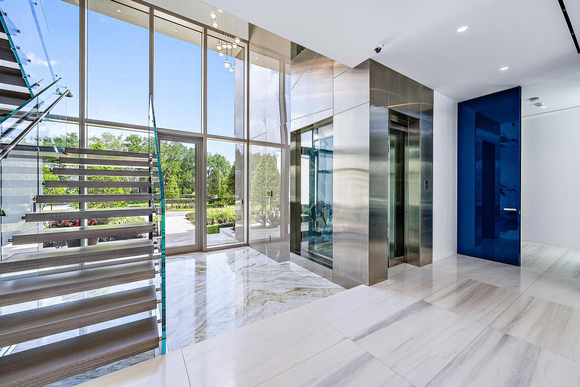 8119 Man O War, Palm Beach Gardens FL 33418