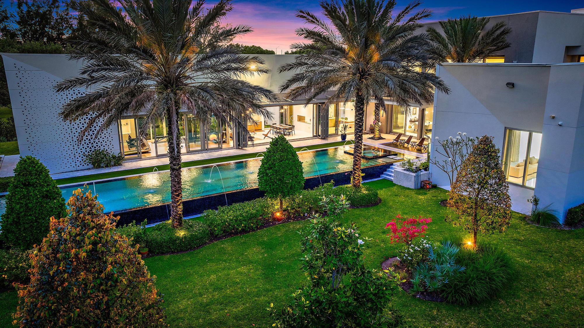 8119 Man O War, Palm Beach Gardens FL 33418